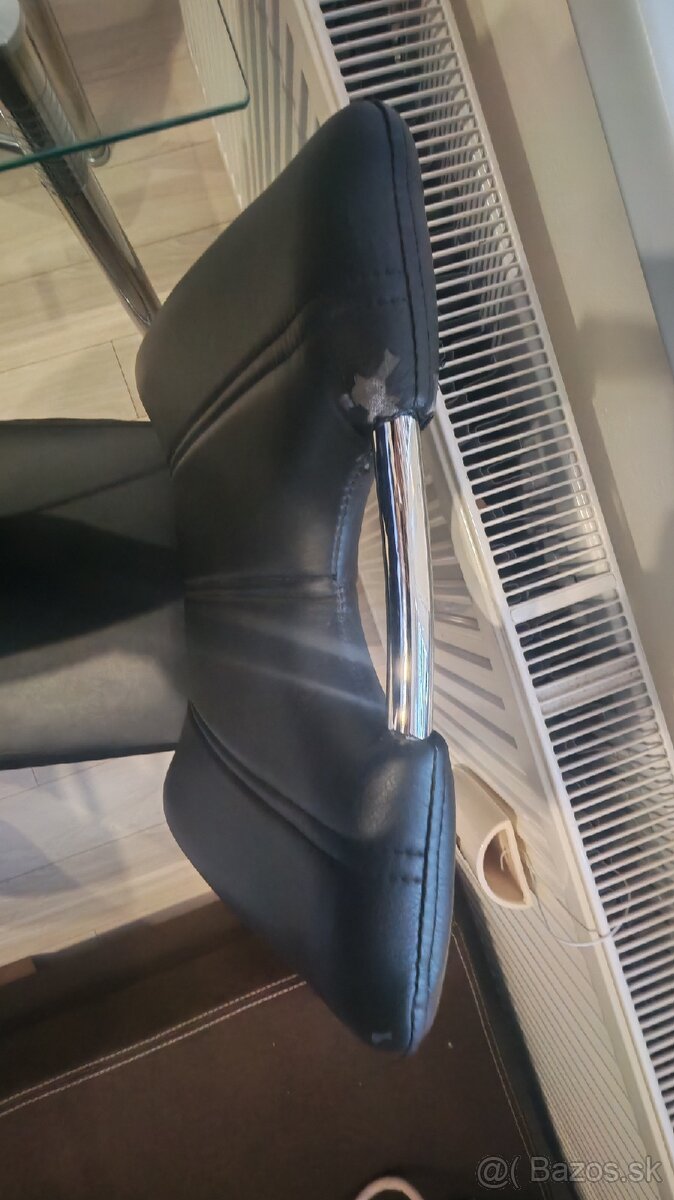 Jedálenský stôl+ stoličky - 11