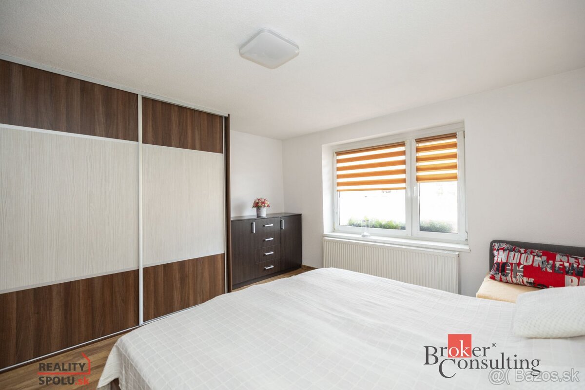 Na predaj kompletne zrekonštruovaný rodinný dom so záhradou - 11