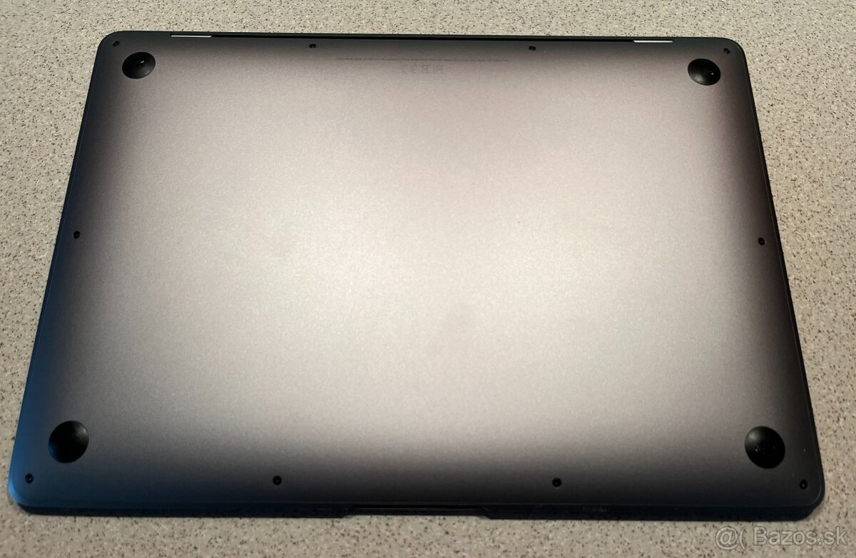 MacBook Air 13" (2019), i5 1,6Ghz, 8GB RAM, 256GB SSD - 11
