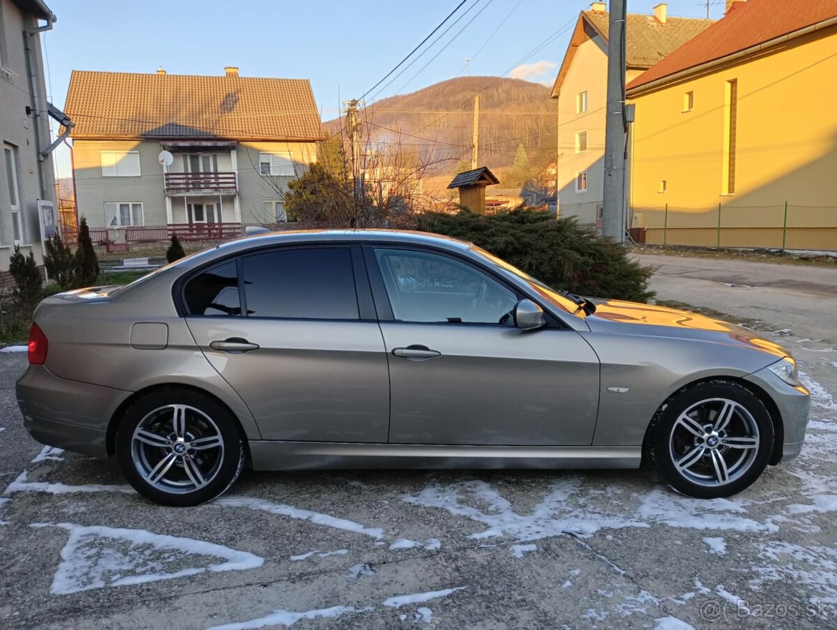 BMW Rad3 E90 Facelift 2010 - 11