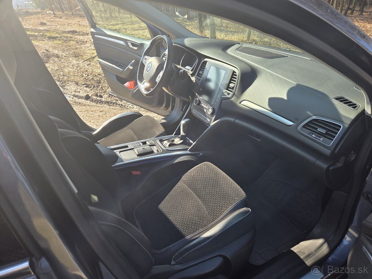 RENAULT MEGANE 2017 - 11