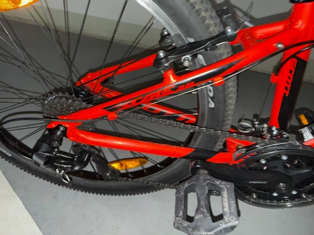 predám 24" horský bicykel Scott - 11