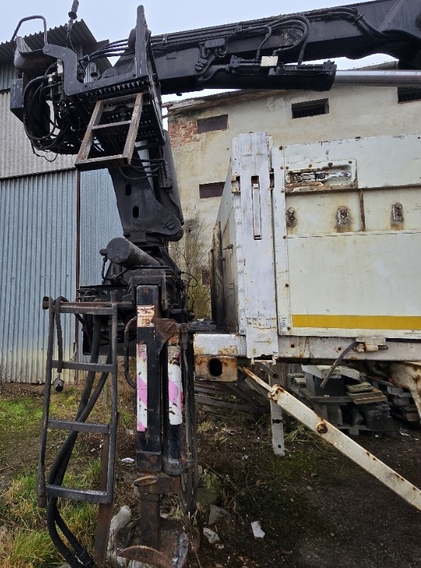 Predám BDF nadstavba + hydraulická ruka ATLAS - 11