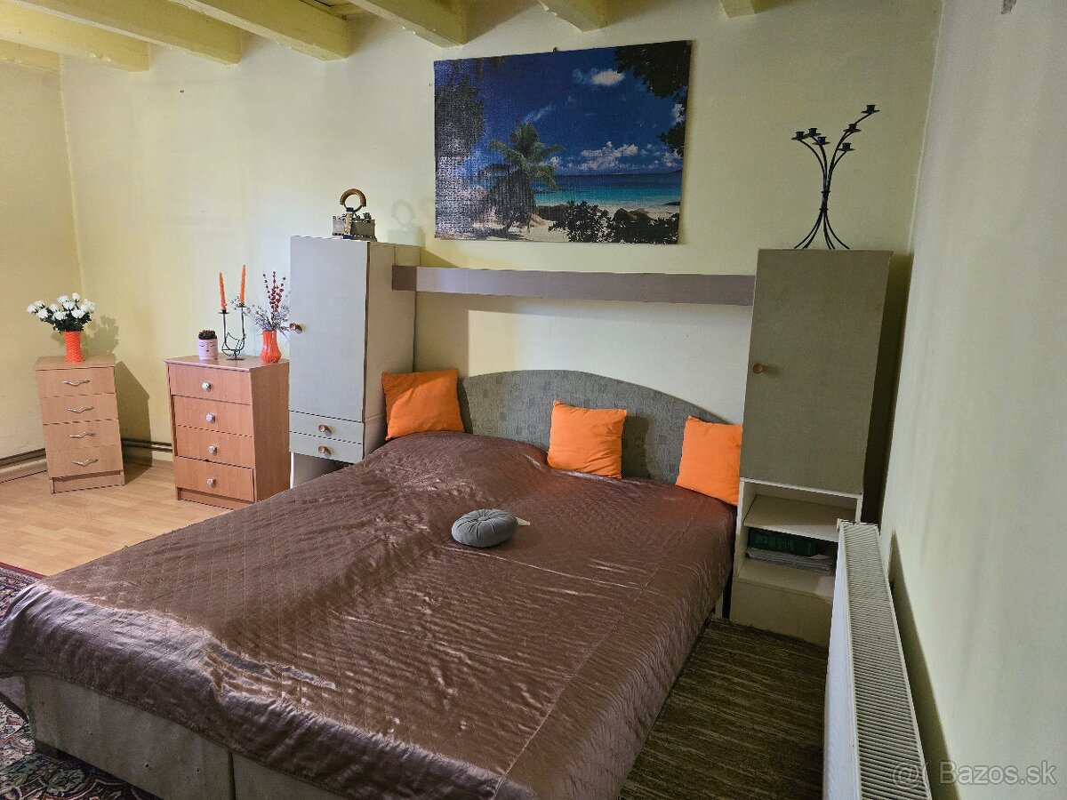 Útulná chalupa s hosp. budovou a záhradou 834 m² Podkylava - 11