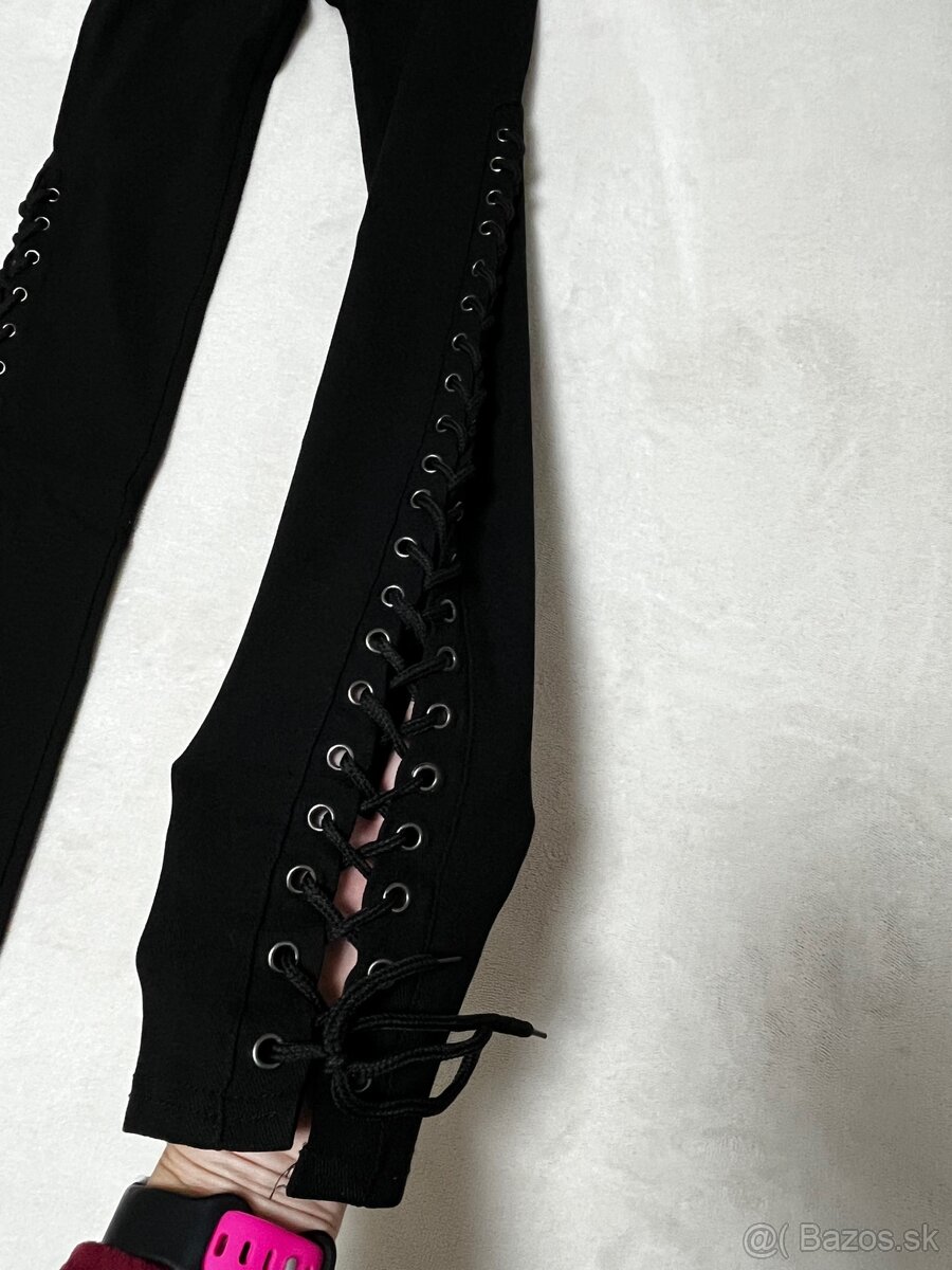 Balík dámske oblečenie M - 11