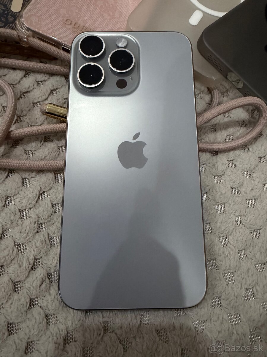 iPhone 15 Pro Max, 256GB - 11