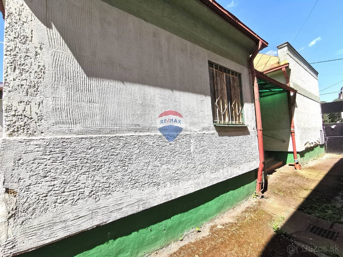 Rodinný dom 3+1 izbový, 565m2 pozemok, pri nemocnici Michalo - 11