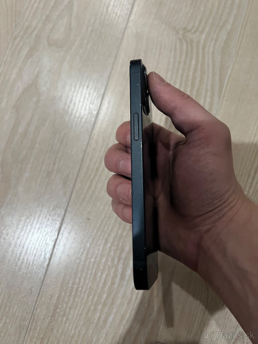 iPhone 13 256GB Black - 11