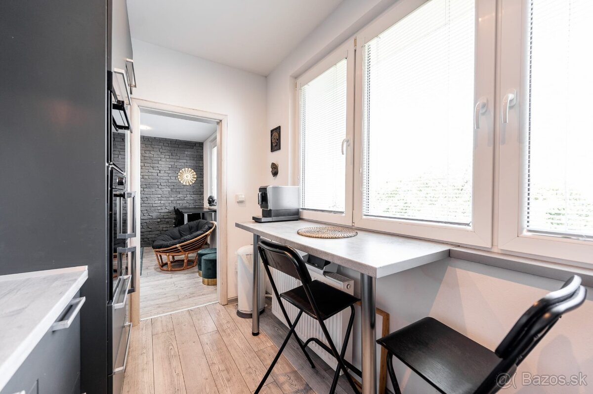 3i byt po kompl. rekonštrukcii, LOGGIA– RUZINSKA ul., TERASA - 11