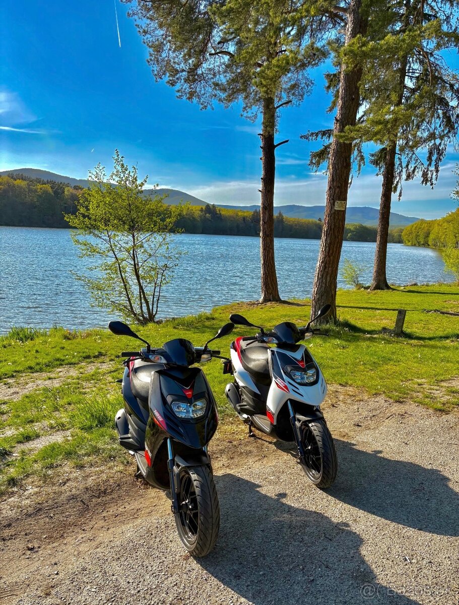 Aprilia SR 125 - 11