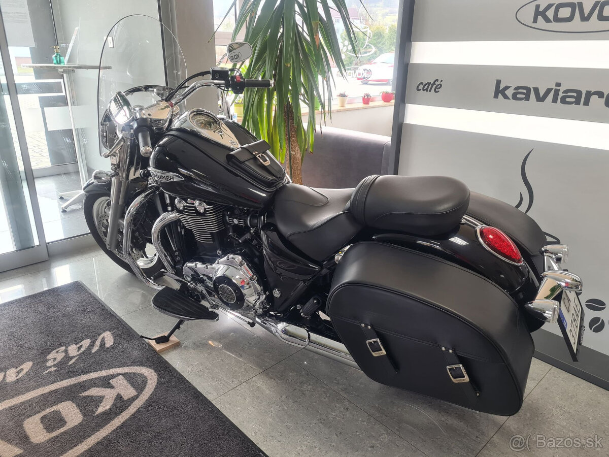 TRIUMPH THUNDERBIRD COMMANDER - 11