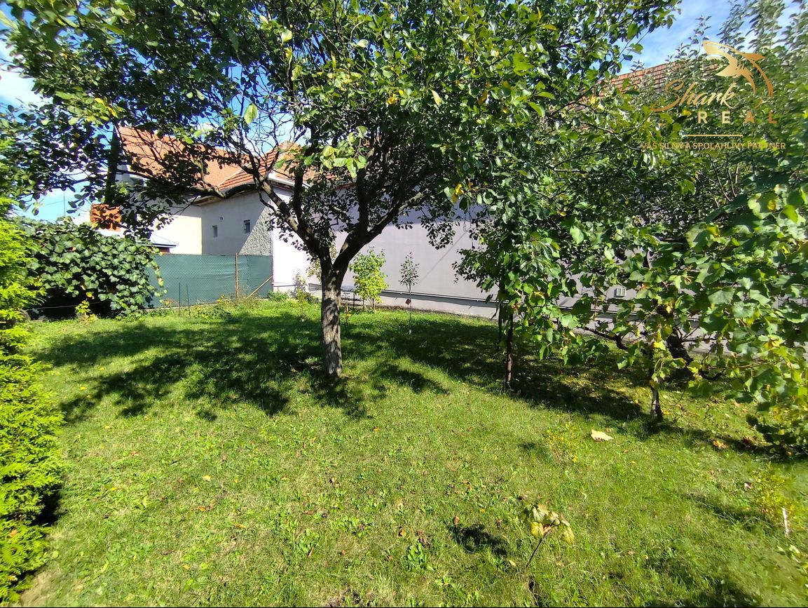 REZERVOVANÉ - Novinka Priestranný rodinný dom v peknej prír - 11