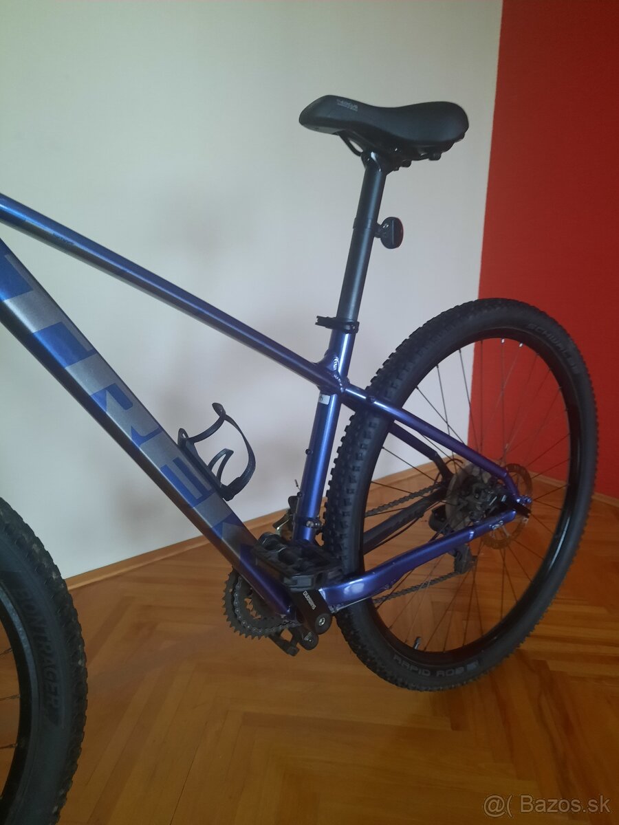 Horský bicykel 29 - Trek Marlin 5 - 11