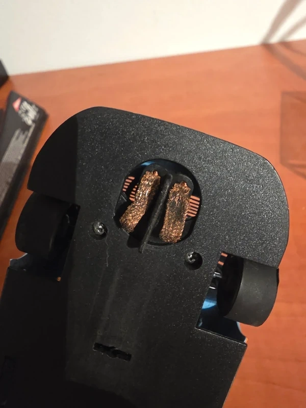 Auto Ninco Ford GT - autíčko na autodráhu - 11