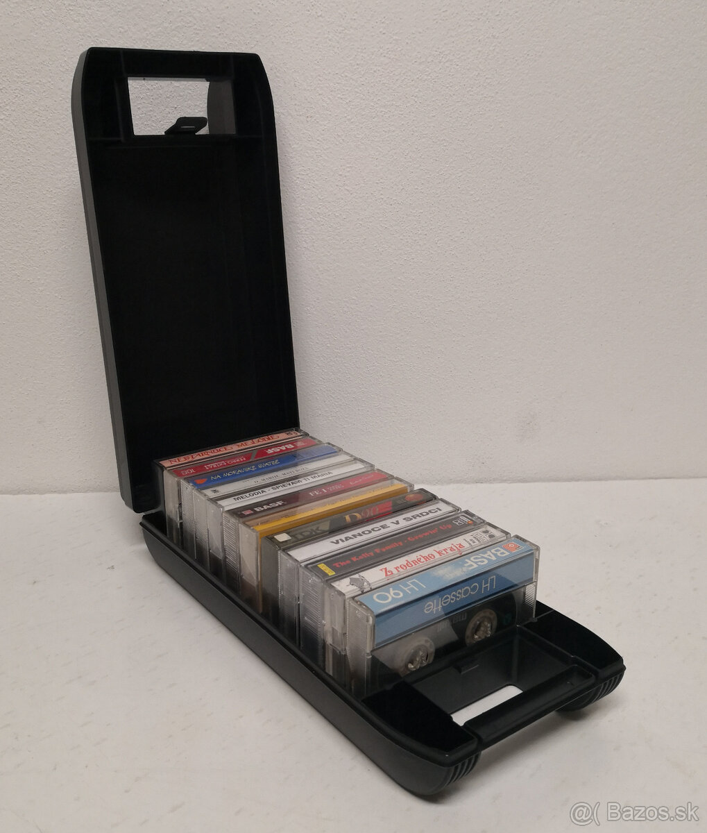 Plastové puzdro na audiokazety - 11