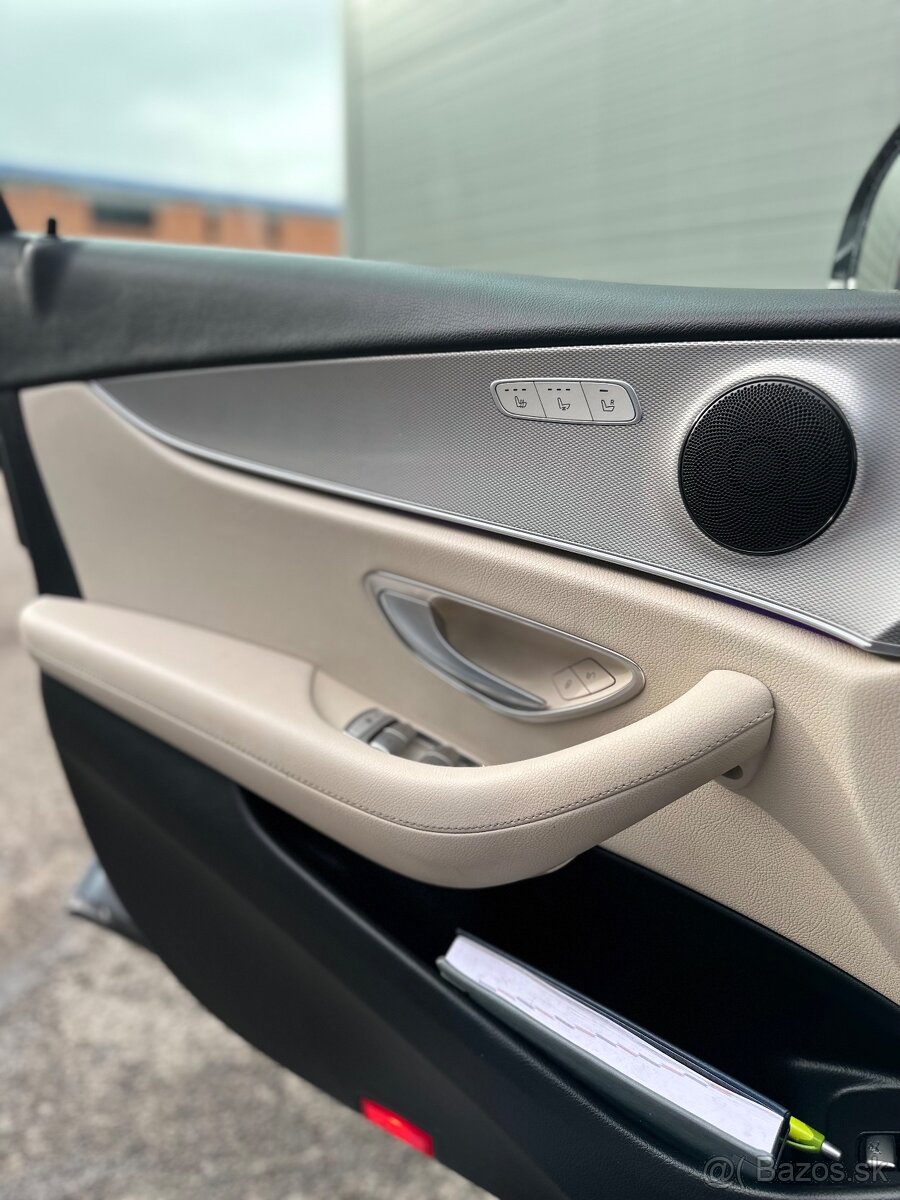 Mercedes E220 4matik - 11