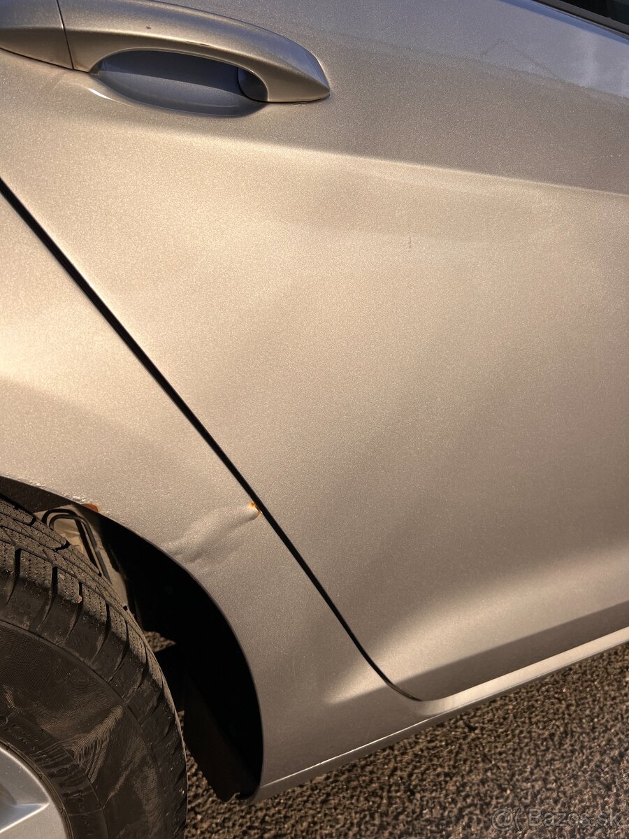 Volkswagen Golf - 11