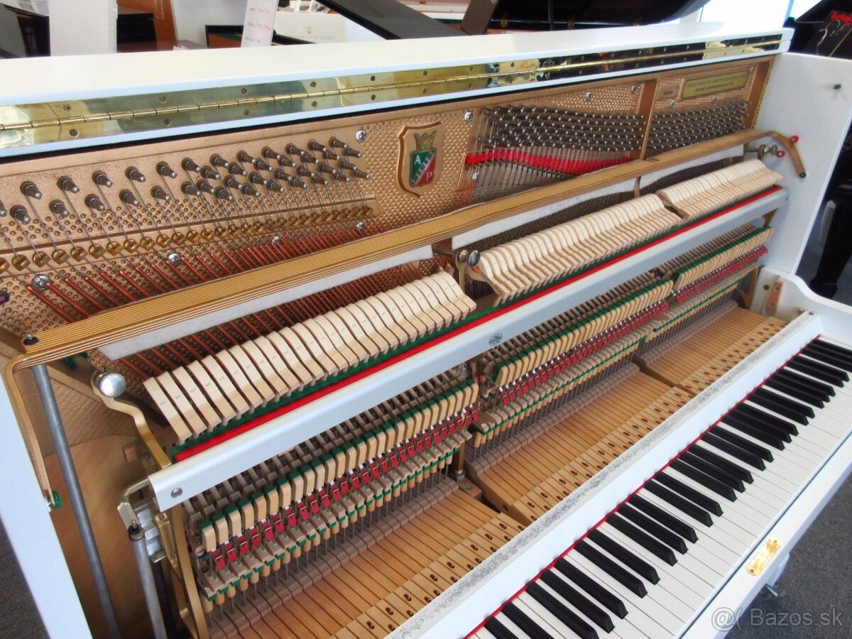 Zánovný koncertný Petrof dovoz celá SR - 11