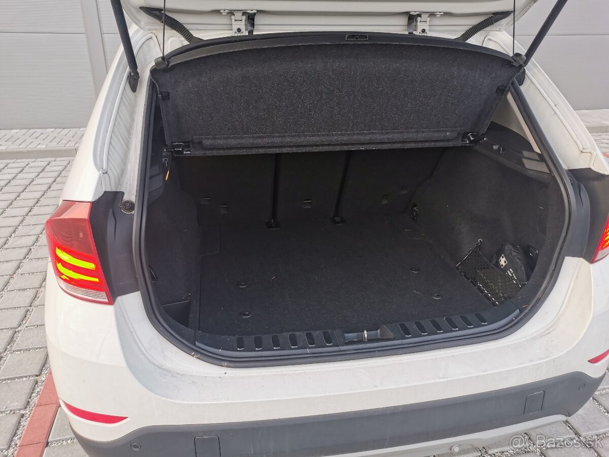 BMW X1 Xdrive 18d - 11