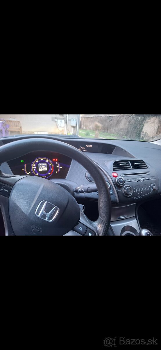 Vymením Honda Civic 2008 1.4 ivtec - 11