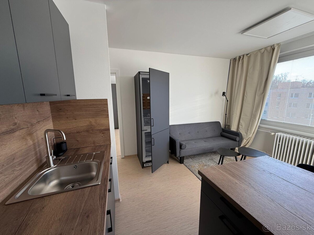 Prenájom 1-iz.byt - 11