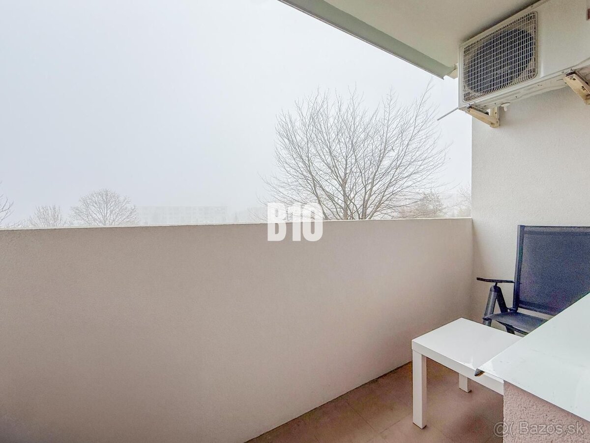 Veľký 3-izbový byt- 2x balkón- Klimatizácia - 11
