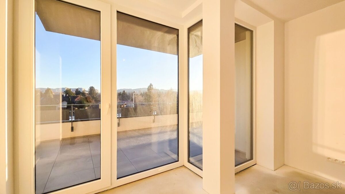 3 izbový holobyt s terasou 35 m2, Nové nábrežie, Poprad - 11