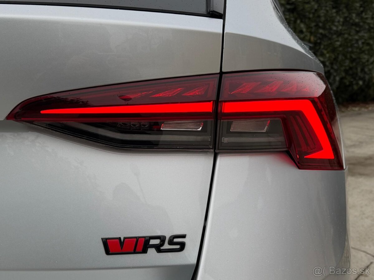 ŠKODA OCTAVIA COMBI RS BLACK LINE DSG,MATRIX,VIRTUAL,HEAD-UP - 11