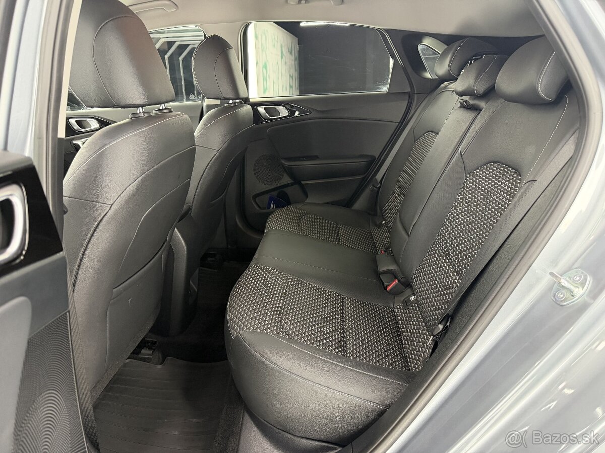 KIA Ceed Gold 1.5 T-GDi A/T - 11