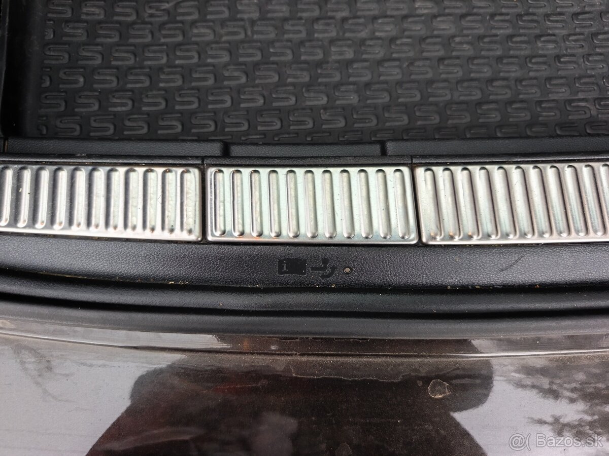 Škoda Superb combi 4x4 DSG 140kw r.v.6/2016 - 11