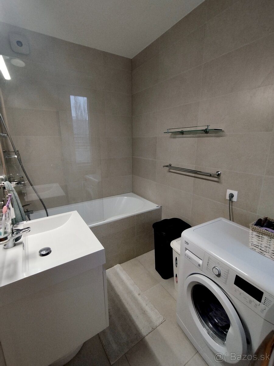 Na predaj 3,5 izbový byt v Ružinove, Súmračná - 11