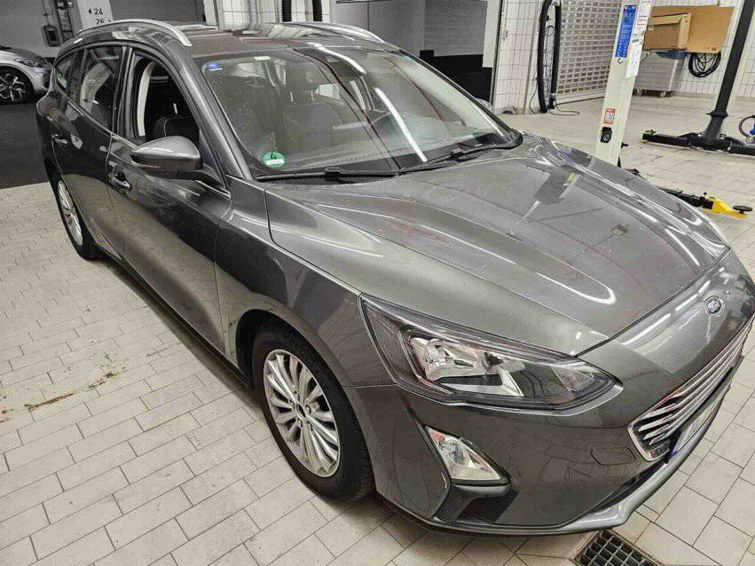 Ford Focus Kombi 1.5 TDCi EcoBlue Titanium A/T 8 - 11