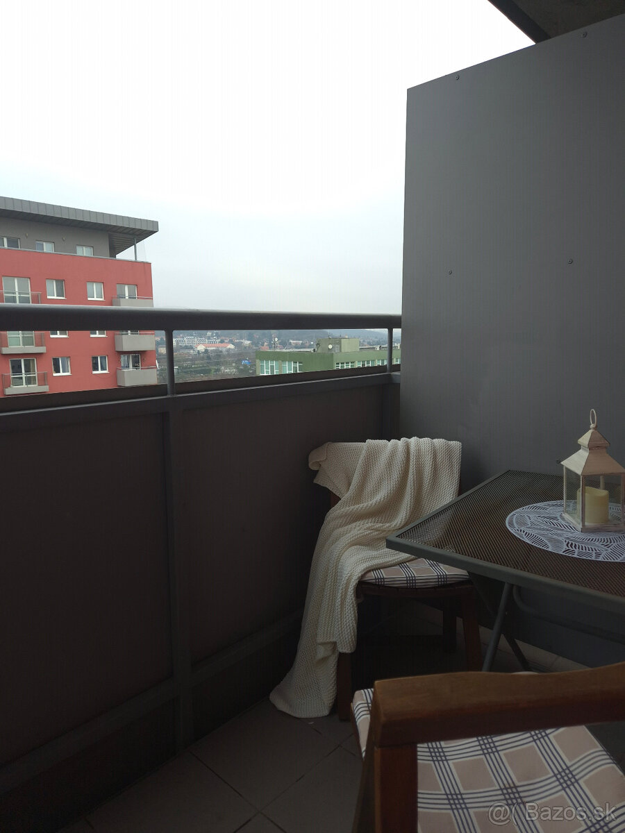 Útulný 1-izbový byt s krásnym výhľadom na Kamzík - 11