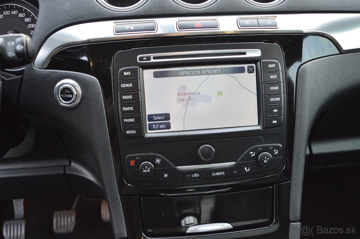 Ford S-Max 2.0TDCI,manuál, kůže ,výhřev,panorama ,bez koroze - 11