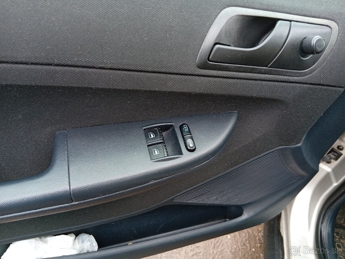 Škoda Fabia combi 1.2 htp 47kW - 11