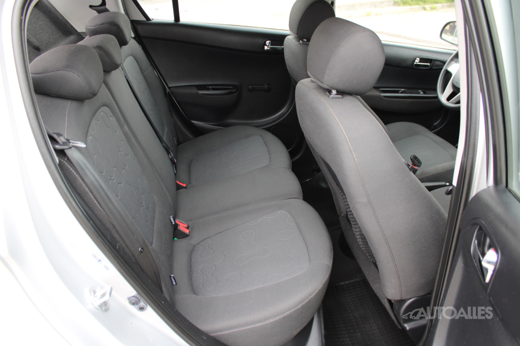 Hyundai I20 1,25 i 57 kW - 11