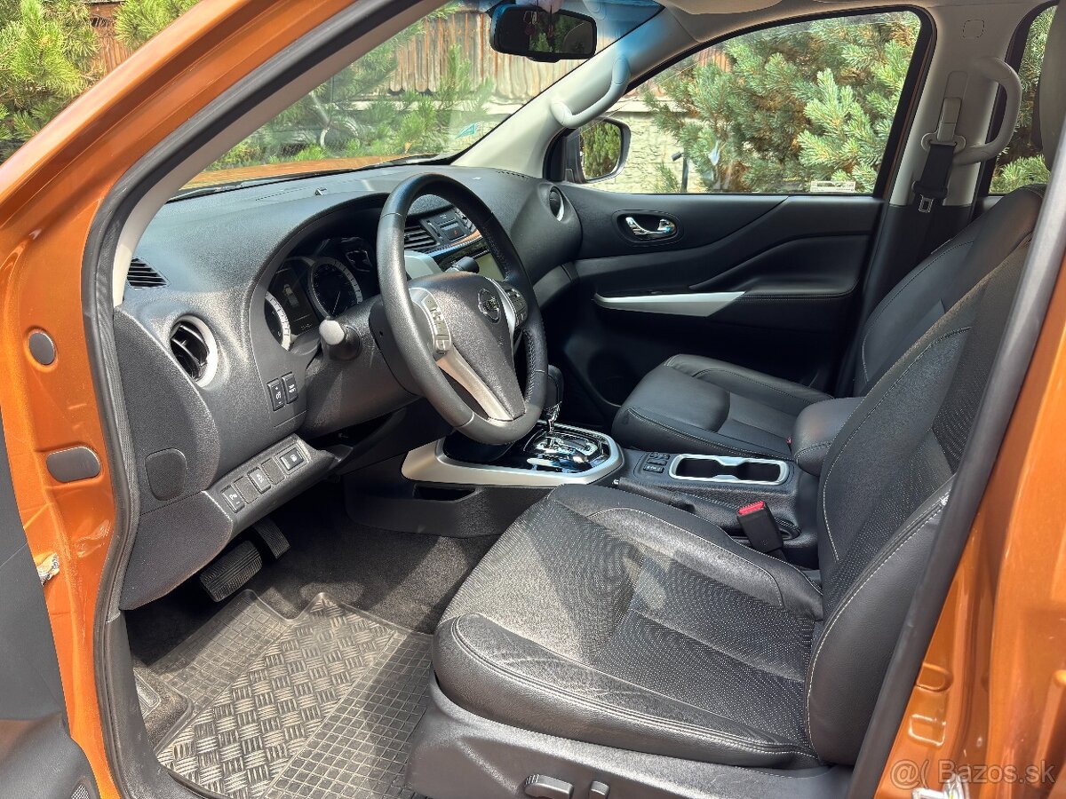 Nissan Navara NP300 Tekna Double Cab 2.3 dCi 190 7 A/T - 11