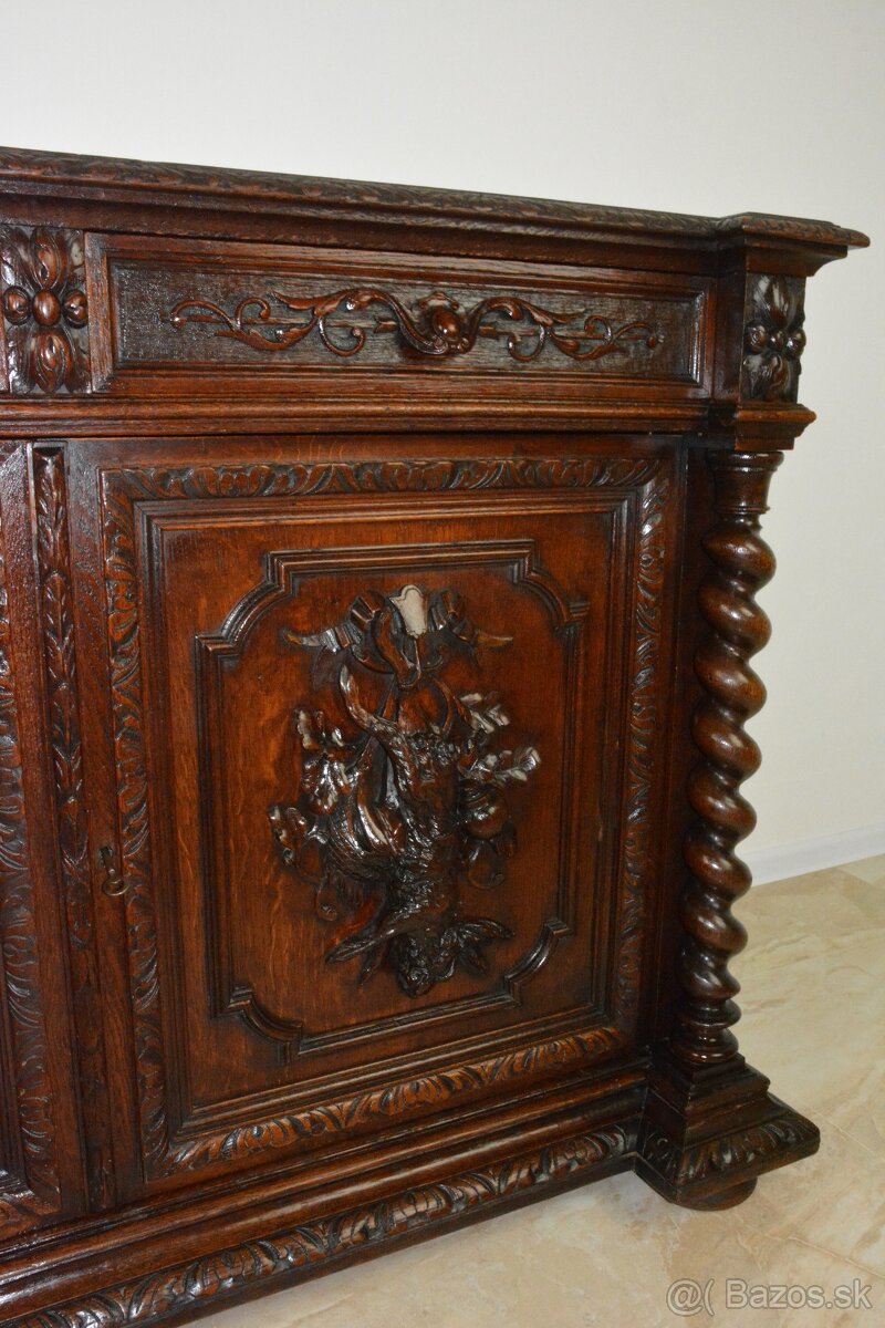 Starožitná komoda s loveckými motivy - dub masiv - 11