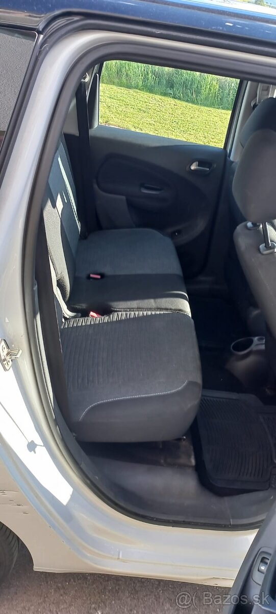 Citroën C3 Picasso 2016 rok cena 4600 € - 11