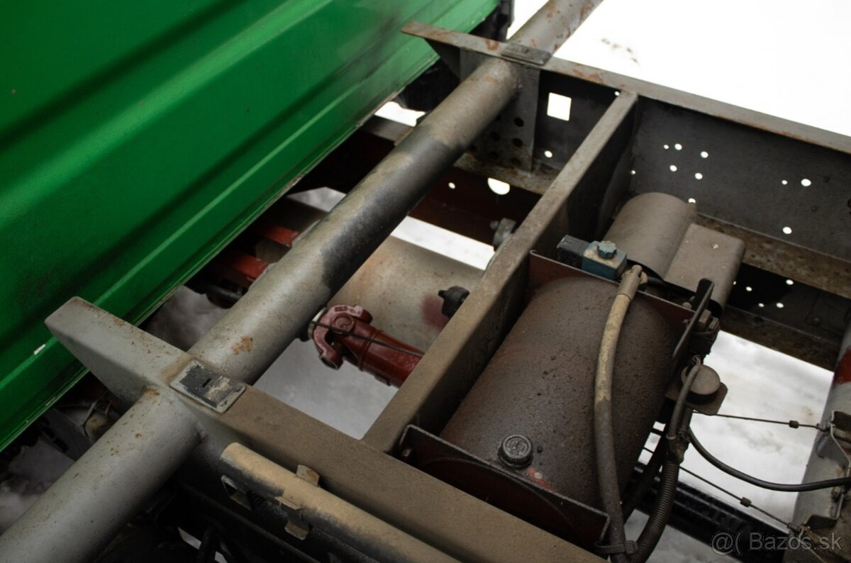 Iveco Daily 35C13 2.8 92kw 3stranný sklapač - 11