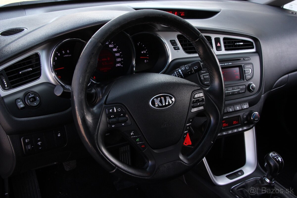 Kia Cee´d SW 1.6 CRDi už od 59€ mesačne - 11