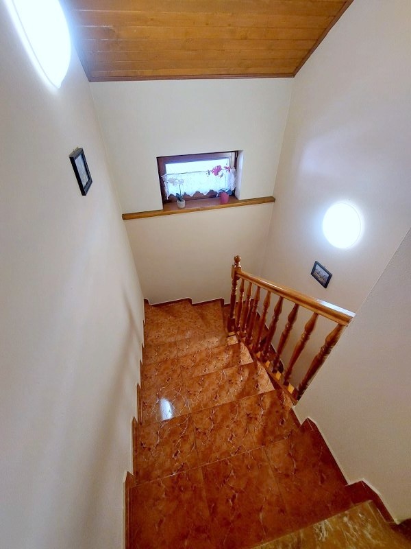 Rodinný dom k nasťahovaniu - 11