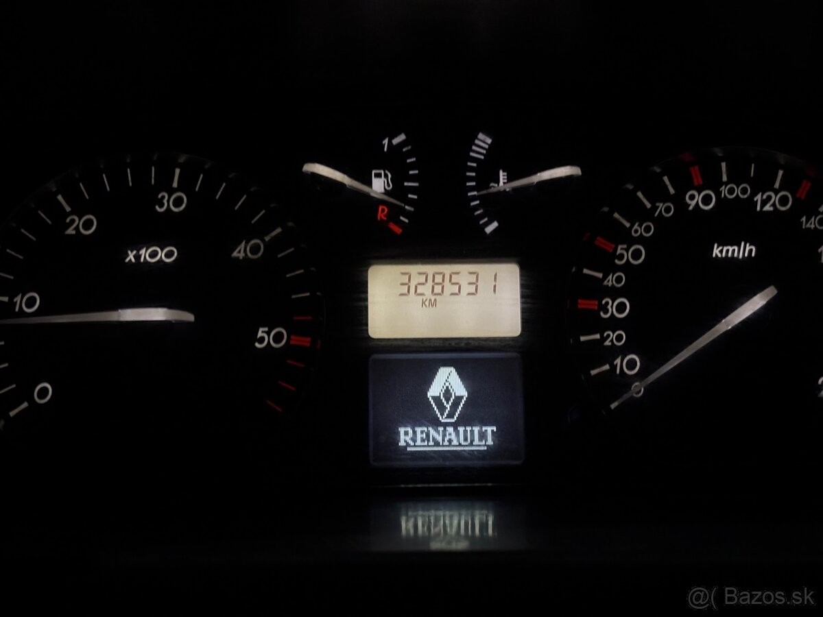 Predám Renault Laguna 2 1.9 dci rok 2003 - 11