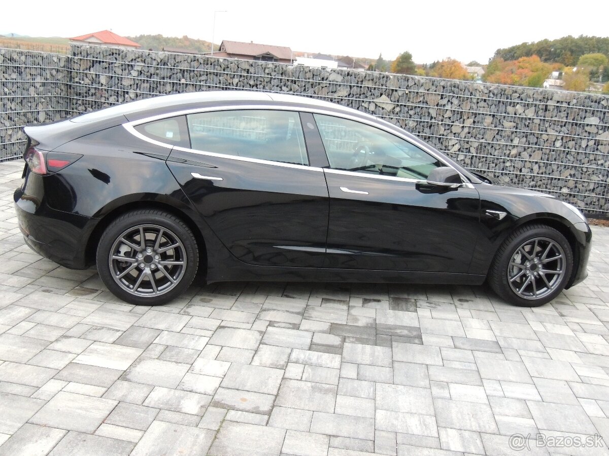 Tesla Model 3 STANDARD RANGE TOP SK SPZ 2019 - 11