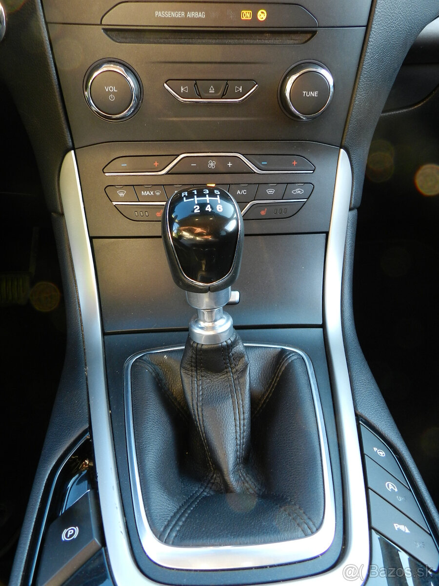 Ford Galaxy 2.0 TDCi 7 miest 2016 - 11