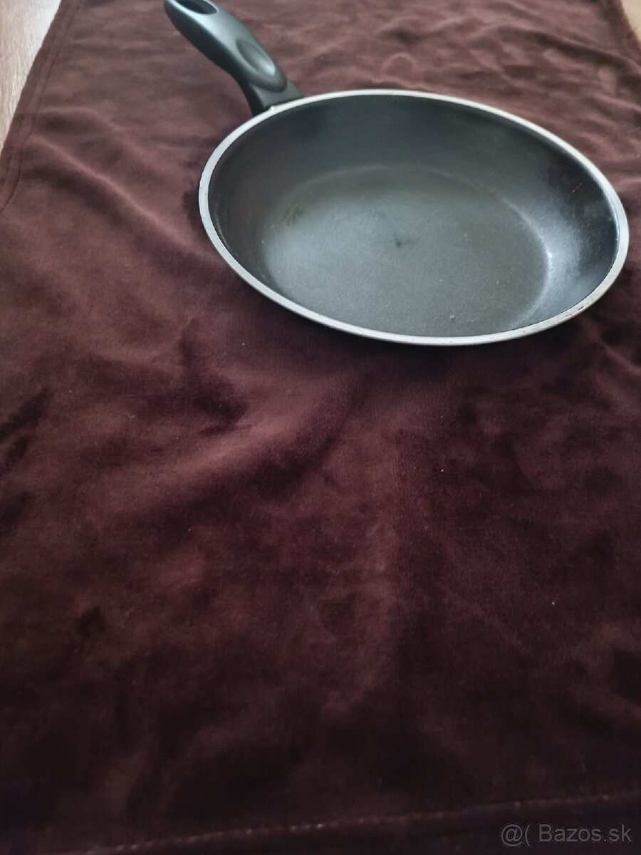 Kuchynské potreby - riad - 11