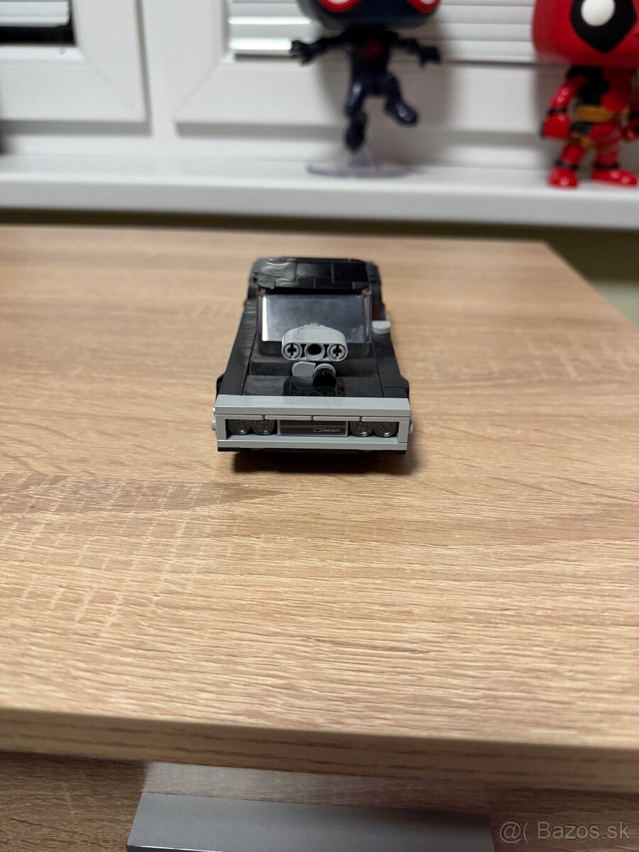 Autá LEGO - 11