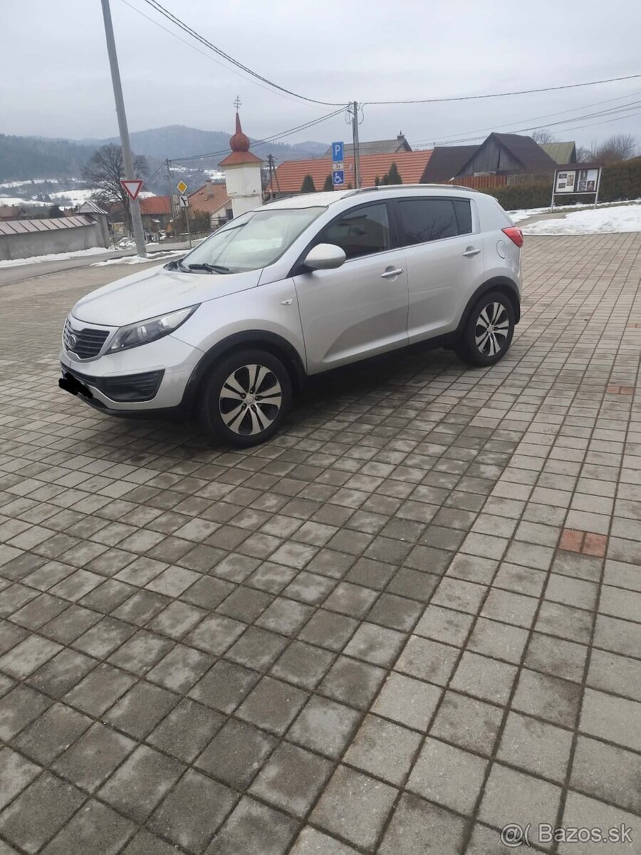 Kia sportage 1.7crdi rv2012 - 11