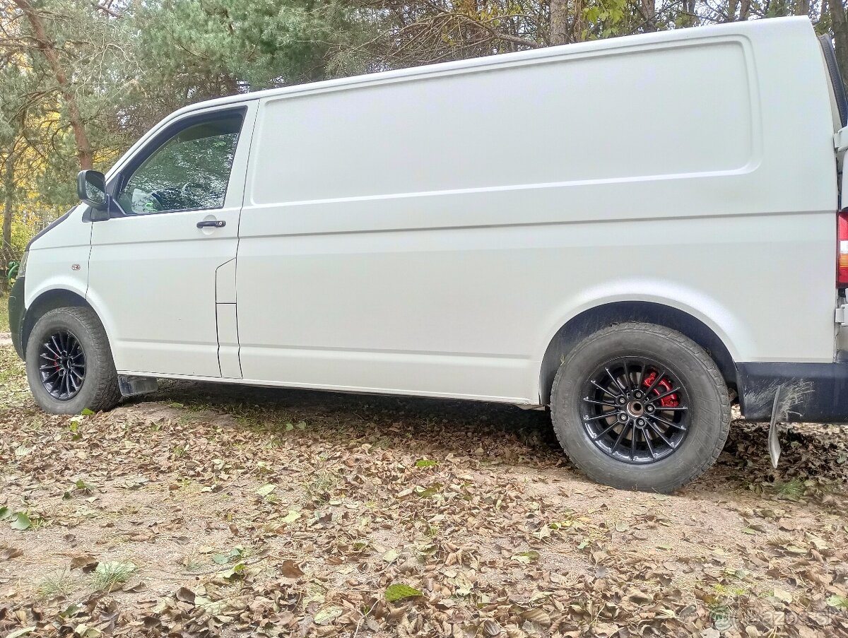 Volkswagen Transporter T5 1.9TDI 75kW - 11