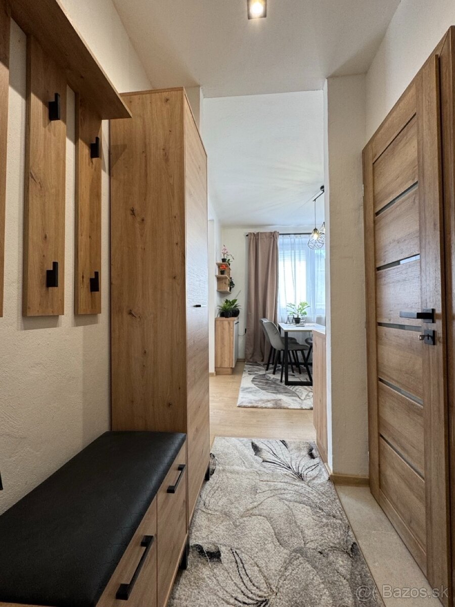 Na predaj 1,5-izb. byt v centre Senice - 11